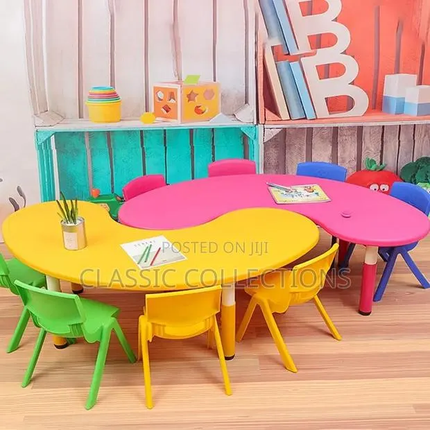 Children Plastic Round Table · Photo 2