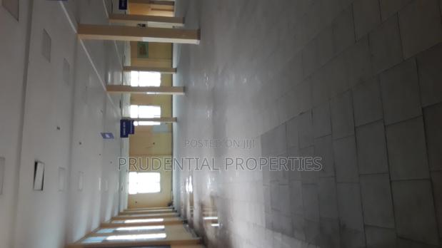 Shopping Mall for Rent at Weija · Photo 2
