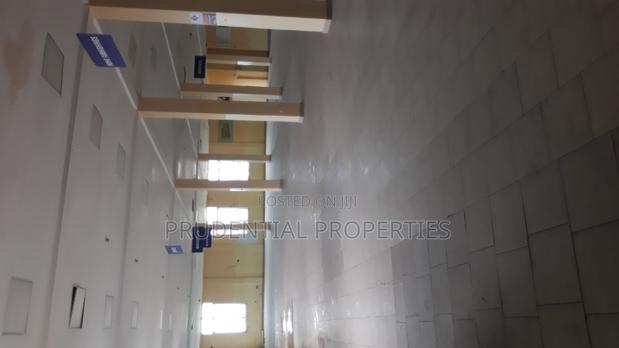 Shopping Mall for Rent at Weija · Photo 3