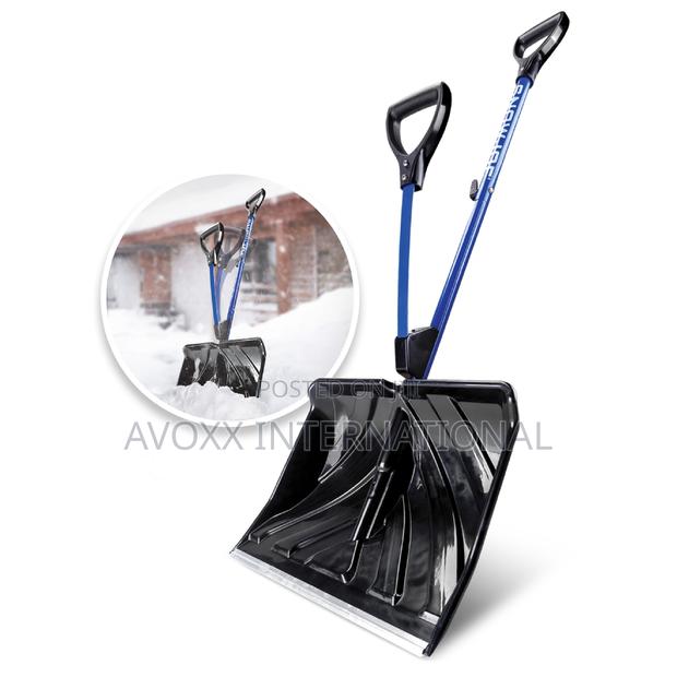 Snow Joe SJ-SHLV01 Shovelution Strain-Reducing Snow Shovel · Photo 1