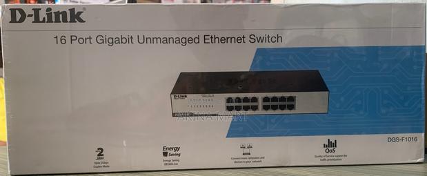 16 Port Gigabit Switch · Photo 3