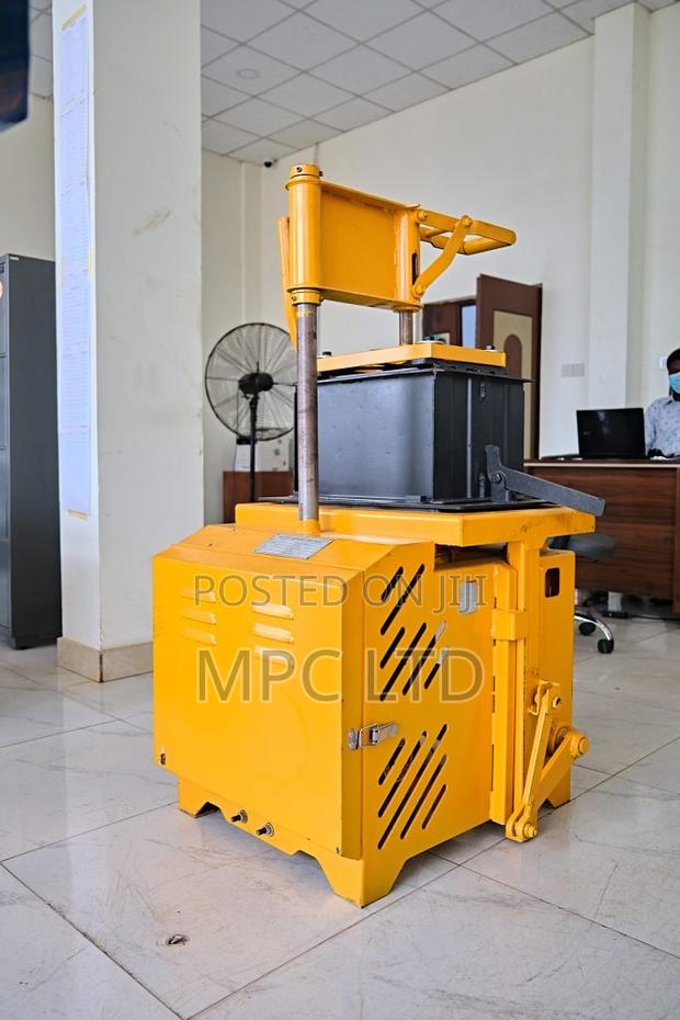 Block Machine · Photo 1