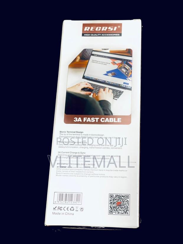 High Performing iPhone Charging Cable (CA-238) · Photo 2