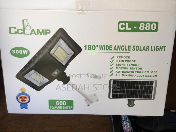 Street Solar Light 300w Remote Control · Photo 2