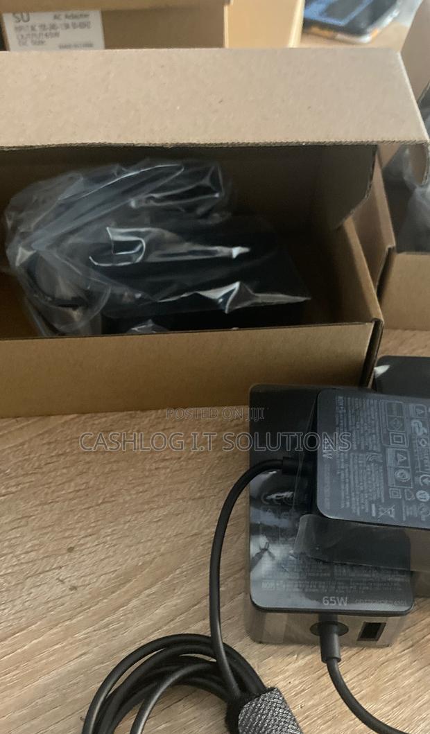 Surface Pro Charger · Photo 4