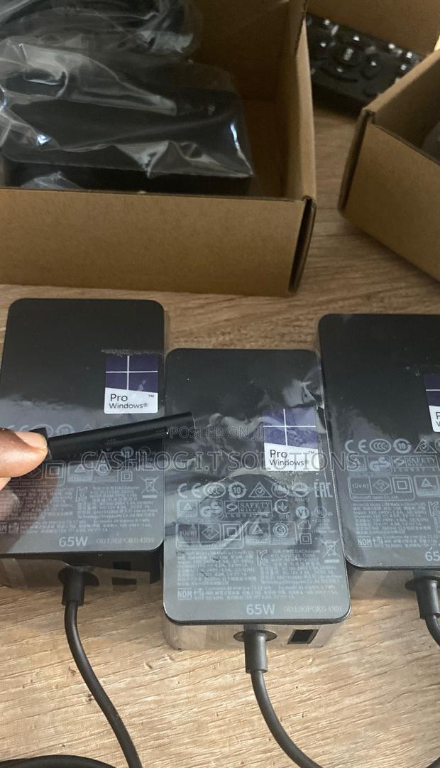 Surface Pro Charger · Photo 2