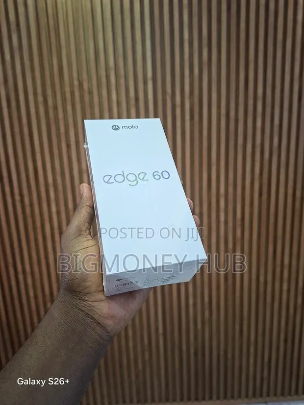New Motorola Edge 60 256 GB Black · Photo 1