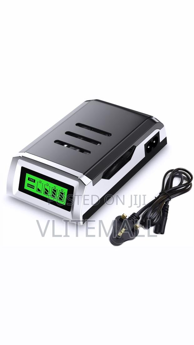 PUJIMAX 4slot Battery Charger · Photo 1