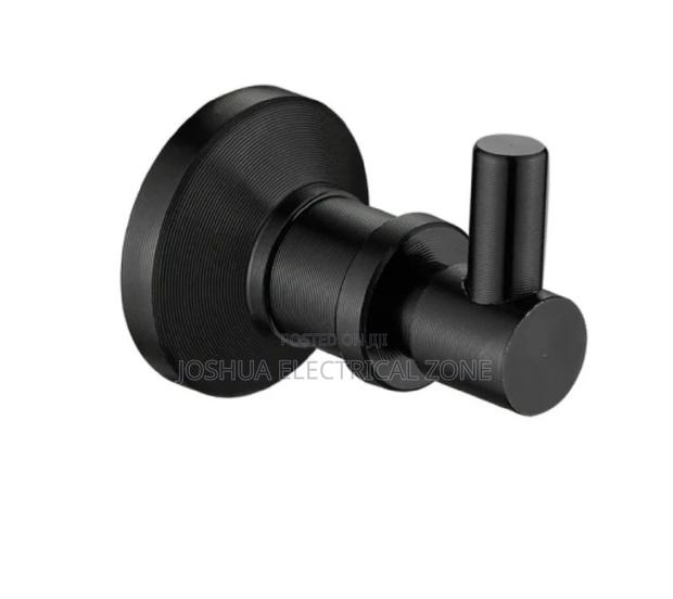 Bathroom Accessories 7 Set In Box Colour: Silver And Black · Photo 8
