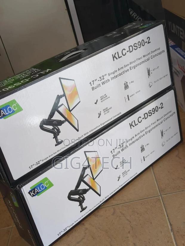 Dual Monitor Mount V10 17"-27" · Photo 1