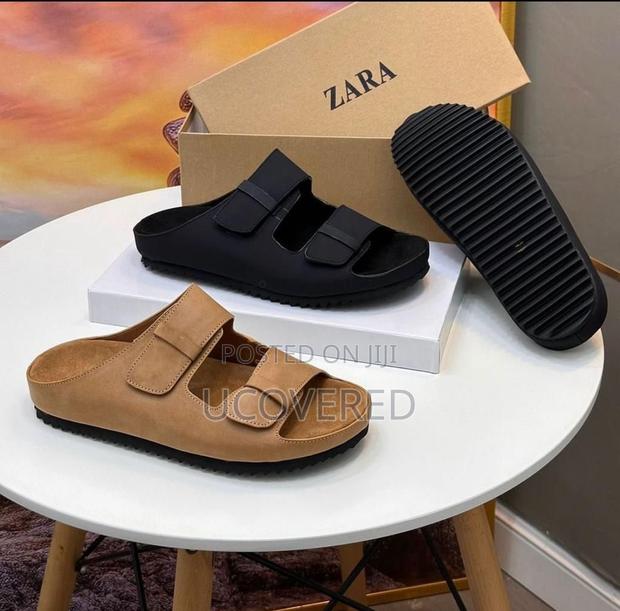 Zara Two Straps Slippers · Photo 1