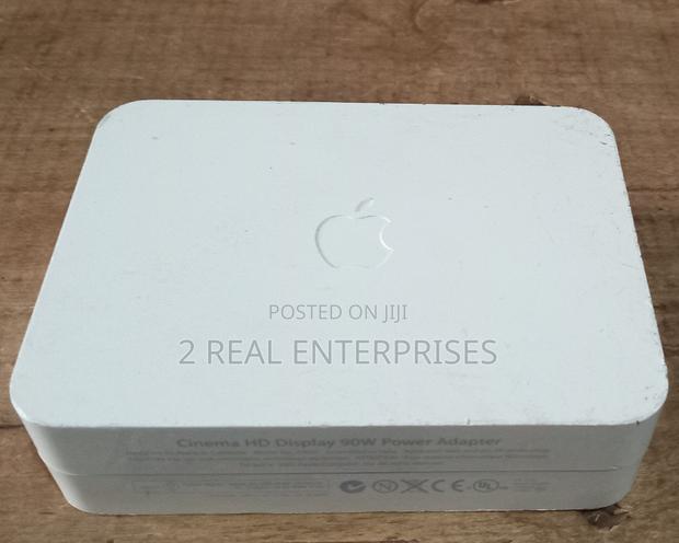 Original A1097 Cinema HD Display Power Adapter 90W · Photo 3