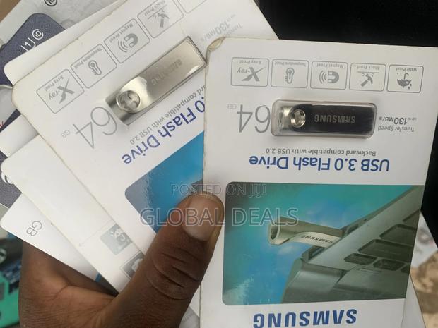 64gb Pendrive · Photo 1
