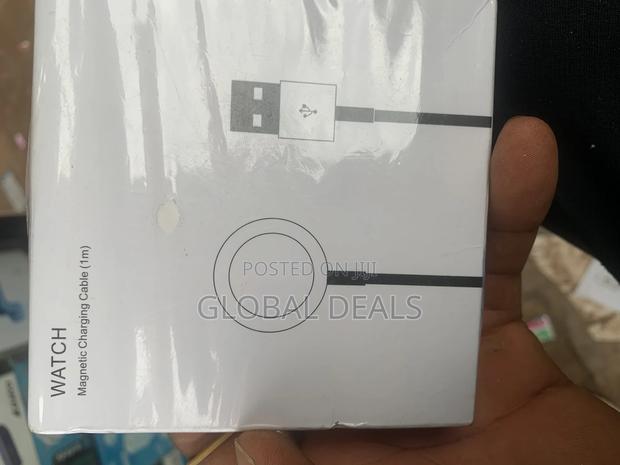 Original Apple Watch Charger · Photo 1