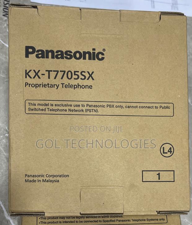 Panasonic Screen Phone With a Speaker KX-T7705 · Photo 2