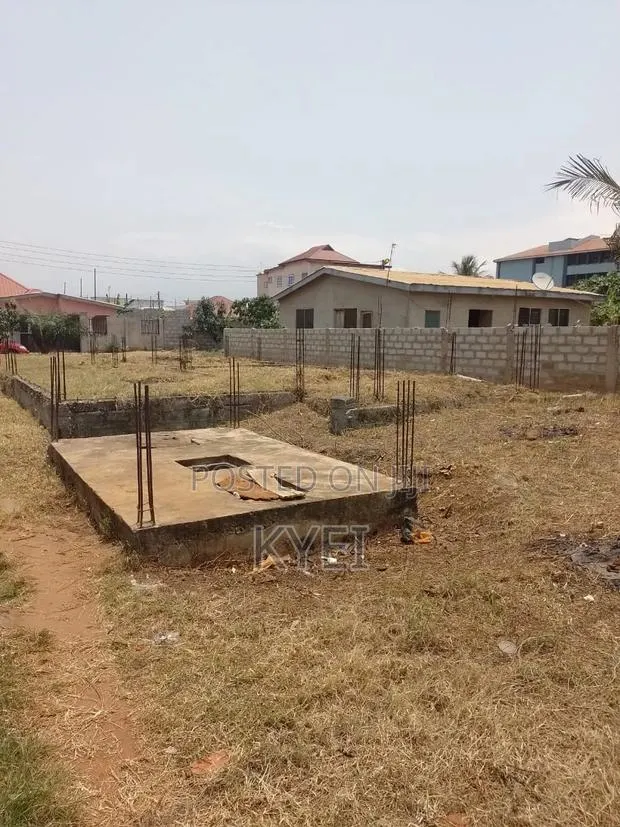 80ft X 44ft Plot of Land at Tema Community 25