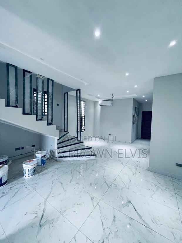 4bdrm House in Botwe Lakesid for sale · Photo 7