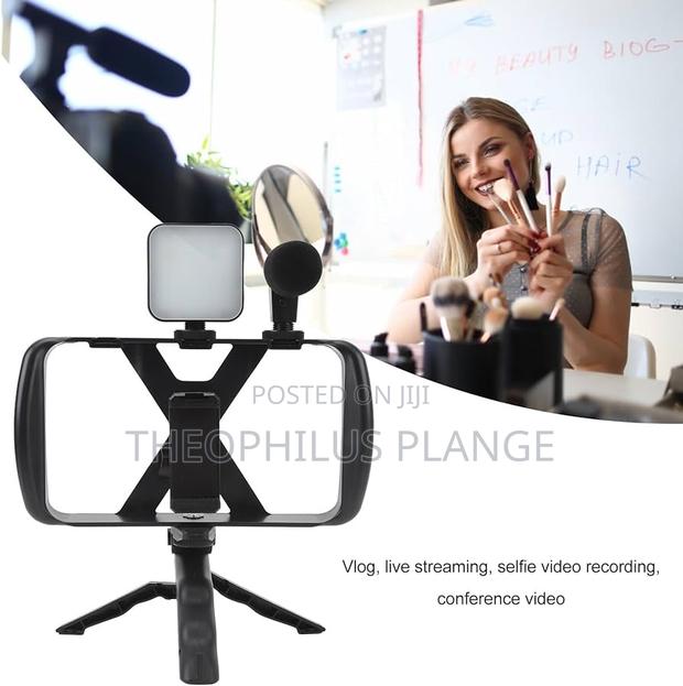 Vlog, Live Streaming, and Selfie Videos Recording Kit · Photo 2