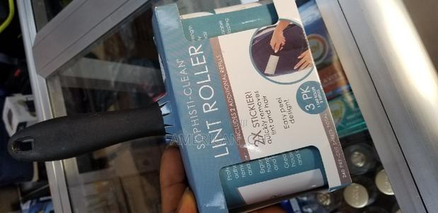 Sophisticlean Lint Roller With 2 Refills
(240 Pre-Cut) · Photo 2