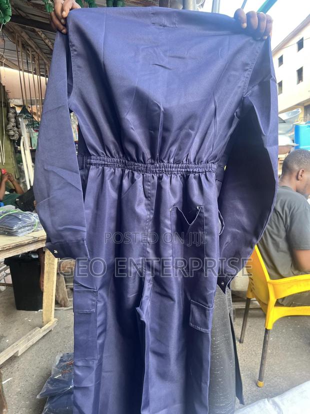 Overall Without Reflector · Photo 2