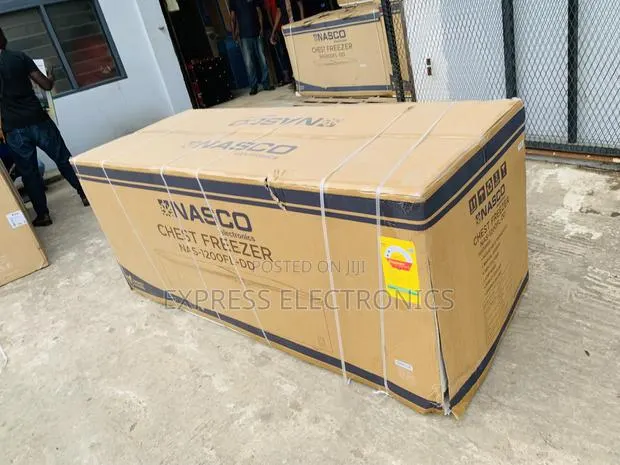Newly Nasco 800L 2-Star Commercial Chest Freezer, Silver NAS-1200FL-DD · Photo 1