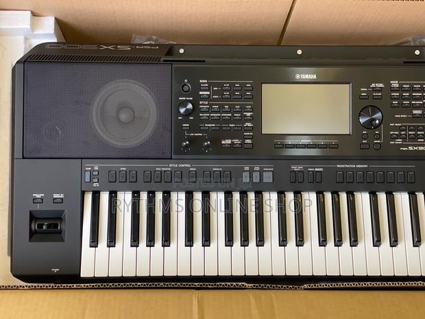 Yamaha Psr-sx920 Keyboard · Photo 2