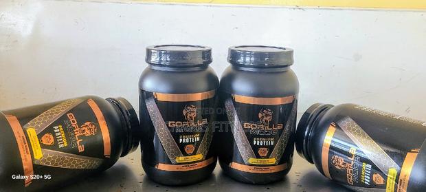 Whey Protein (100% Premium Protein Powder) · Photo 1
