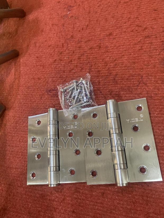 Stainless Steel Hinges · Photo 3