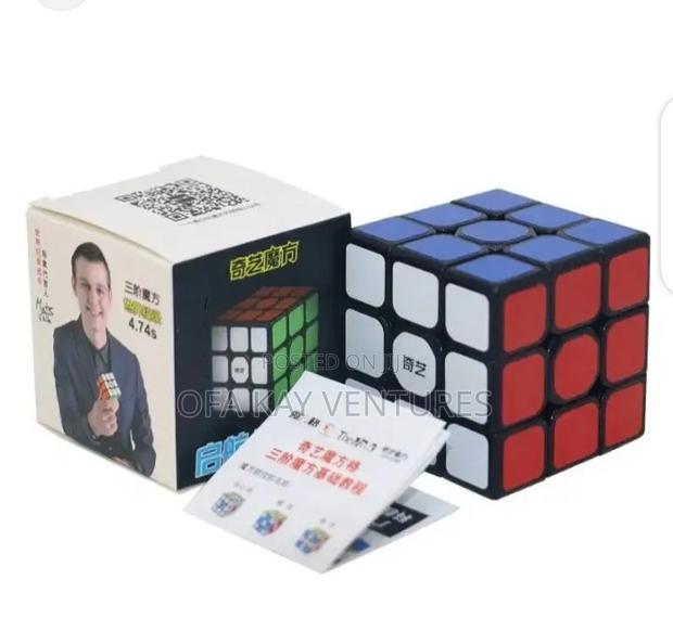 Original Rubik Cube to Enhance Iq · Photo 3