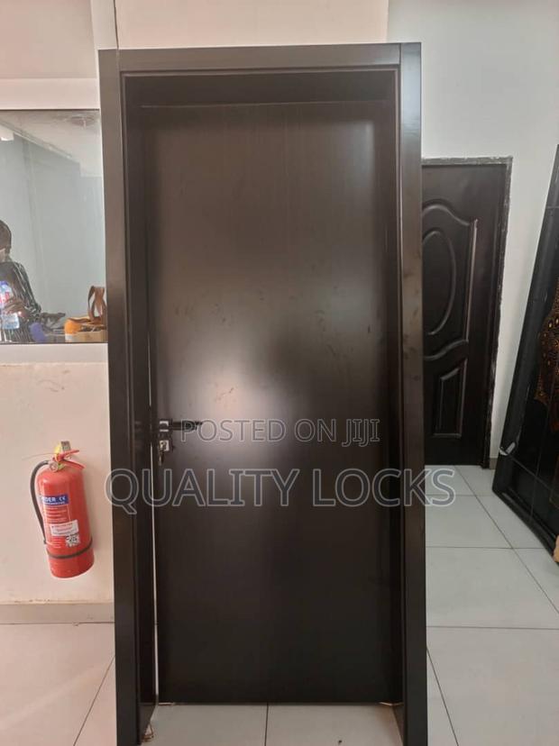 Special and Classic Room Door · Photo 1