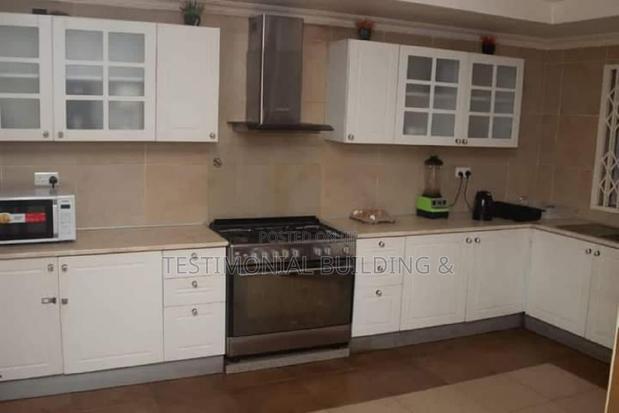 Furnished 9bdrm House in Testimonial Building, East Legon for sale · Photo 2