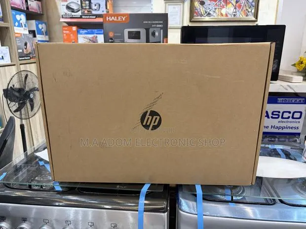 New Desktop Computer HP 8GB Intel Core i3 SSD 512GB · Photo 1