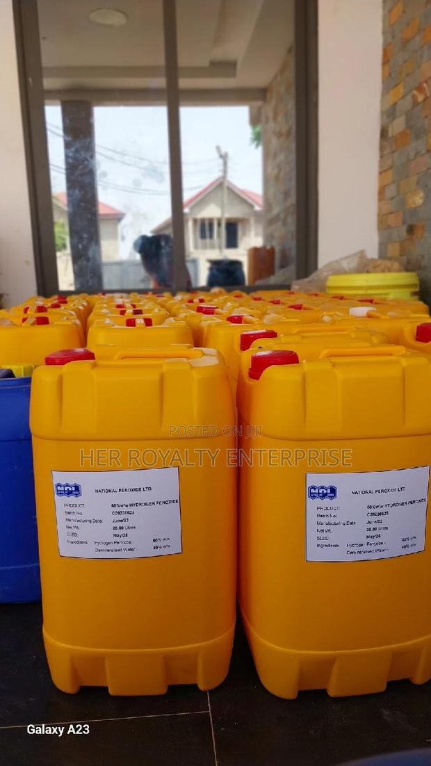 Hydrogen Peroxide 60% · Photo 2