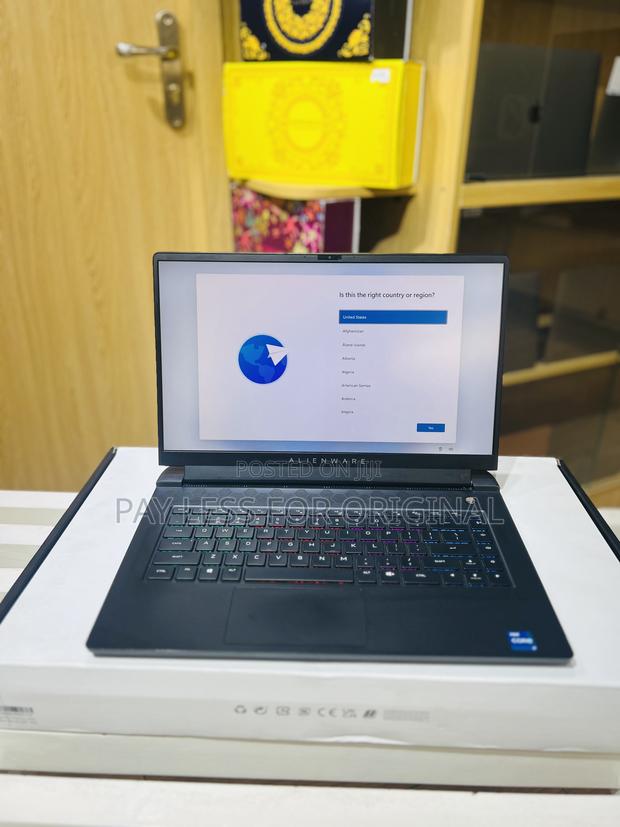 Laptop Alienware M17x R2 16GB Intel Core i7 SSD 512GB · Photo 3