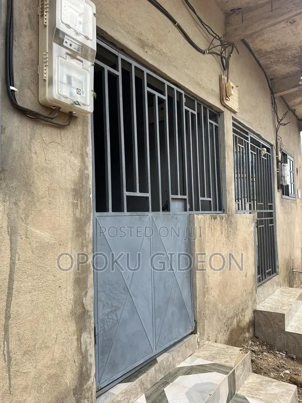 1bdrm Room & Parlour in Joma, Ablekuma for rent · Photo 1