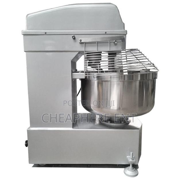 Dough-Mixer- 40 Litres Commercial · Photo 4