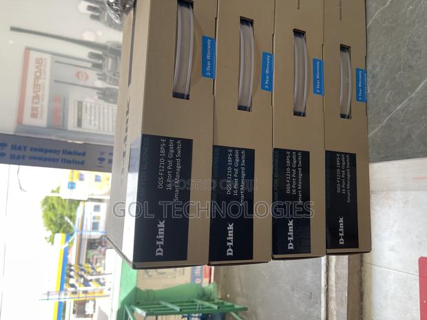 D-Link 16-Port Gigabit Smart Managed Poe+ Switch · Photo 2