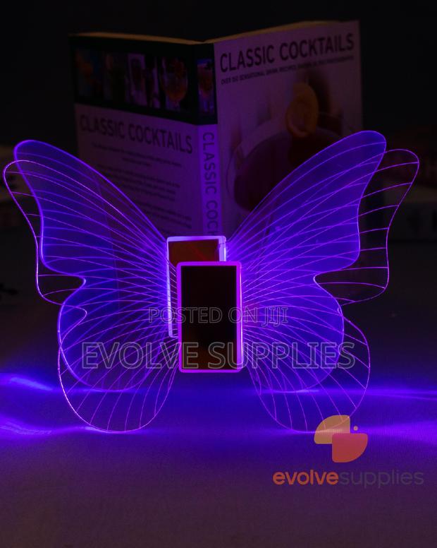 LED Butterfly Champagne Glorifier/ Sparklers/ Presenter · Photo 5