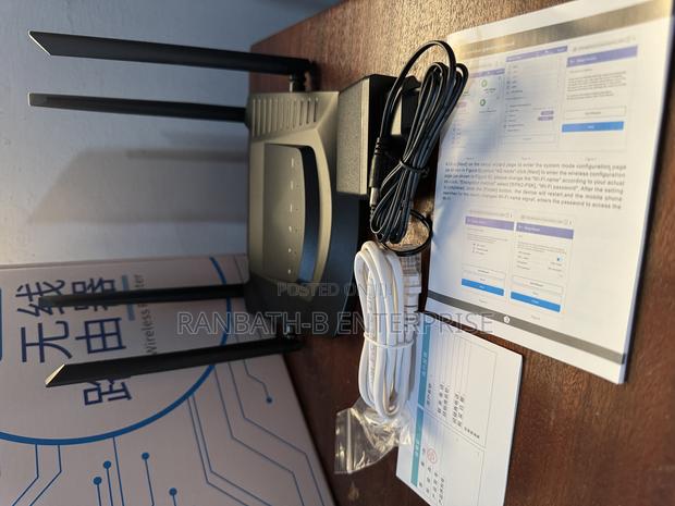 4G LTE Wireless Router Universal · Photo 1