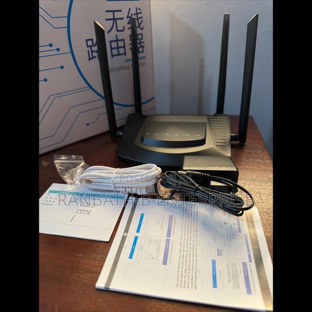 Wireless Universal 4G Router · Photo 2