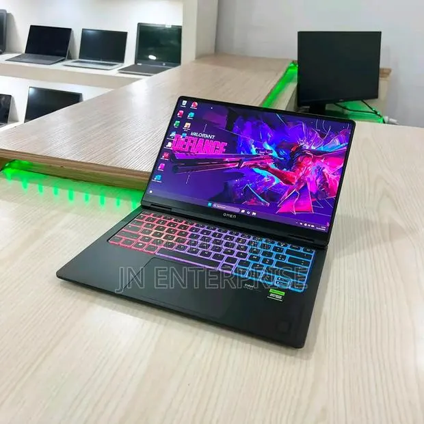 New Laptop HP Omen Max 16 32GB Intel Core Ultra 9 SSD 1T · Photo 1