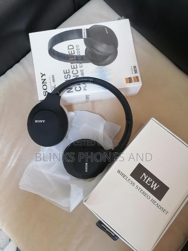 Sony True Wireless · Photo 2