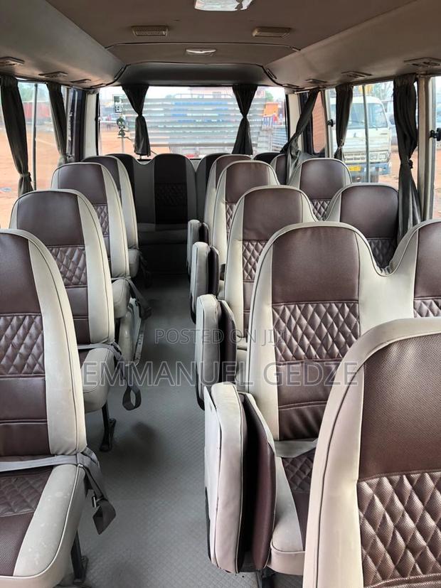 Bus for Rent · Photo 3