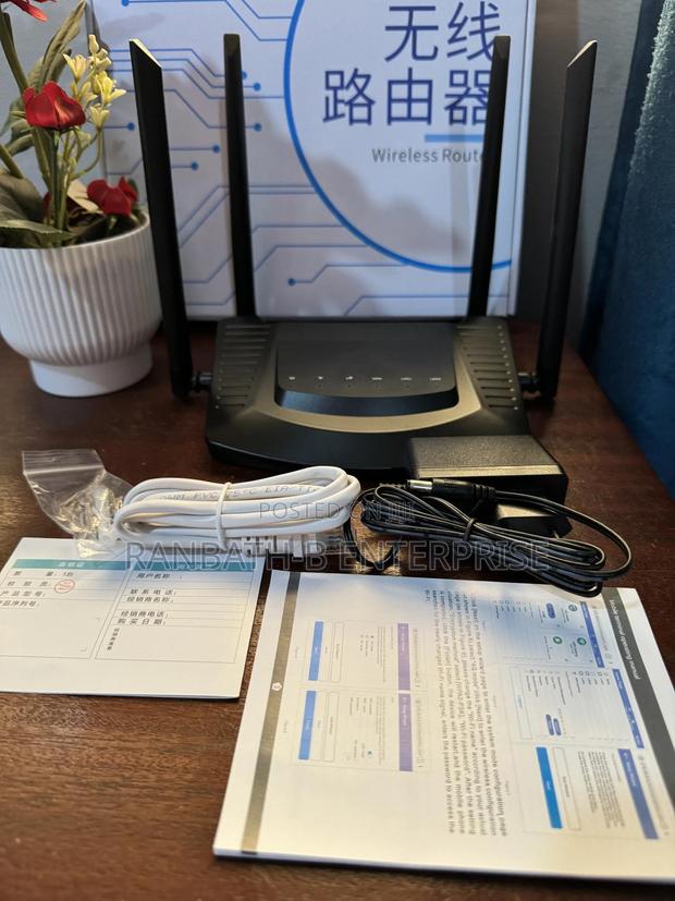 Wireless Universal 4G Router · Photo 3