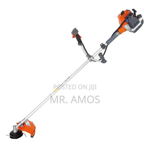 PGT Commercial 4stroke Brush Cutter and Grass Trimmers · Photo 2