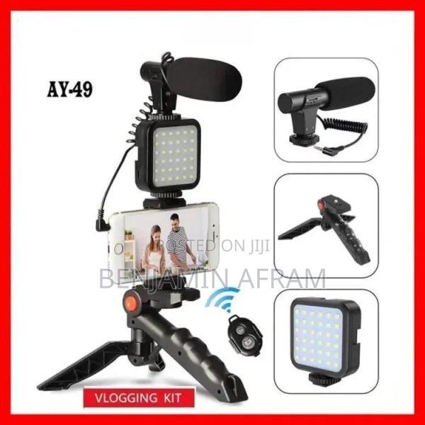 Led Light Tripod · Photo 1