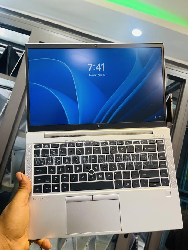 Laptop HP EliteBook 845 G7 16GB AMD Ryzen SSD 256GB · Photo 2
