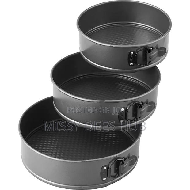 3pcs Round Cake Pans Set · Photo 1