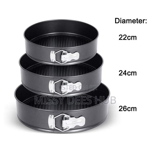 3pcs Round Cake Pans Set · Photo 2