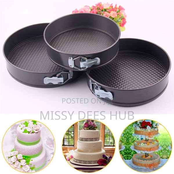 3pcs Round Cake Pans Set · Photo 4